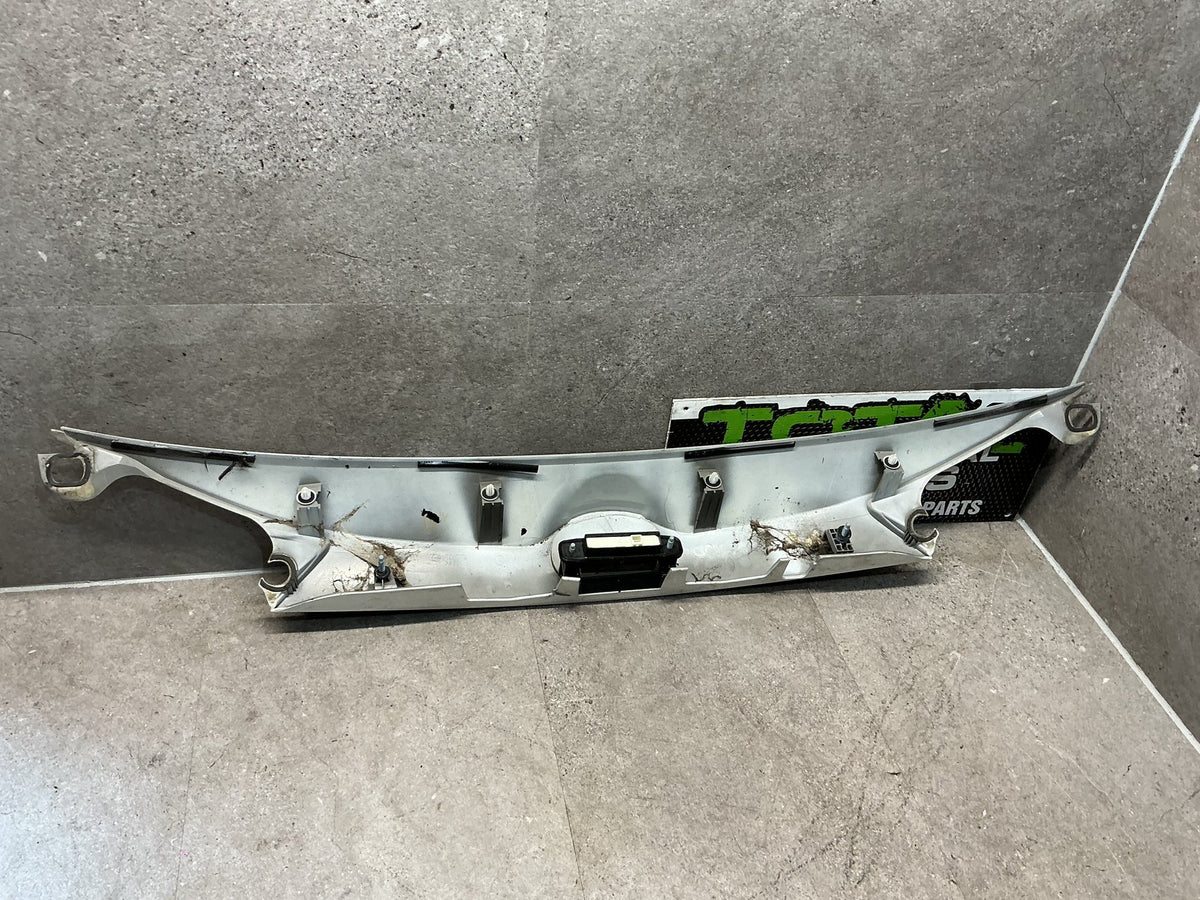 2013-2015 Toyota RAV4 A40- Centre Tailgate Garnish- (TAG12803)