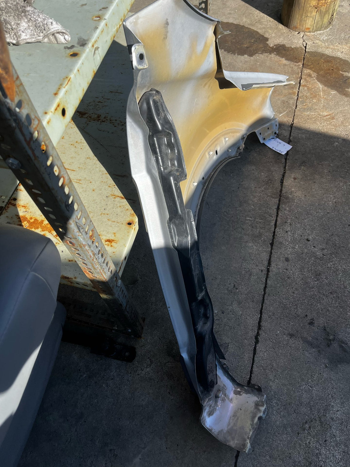 2007 Holden Captiva 7- Left Front Guard- (TAG8449)