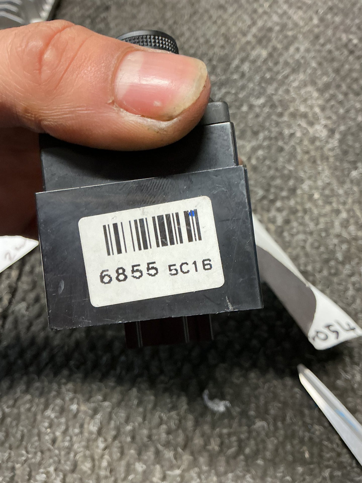 2015 Holden Captiva 7 9W054- Mirror Adjuster Switch- (TAG10543)