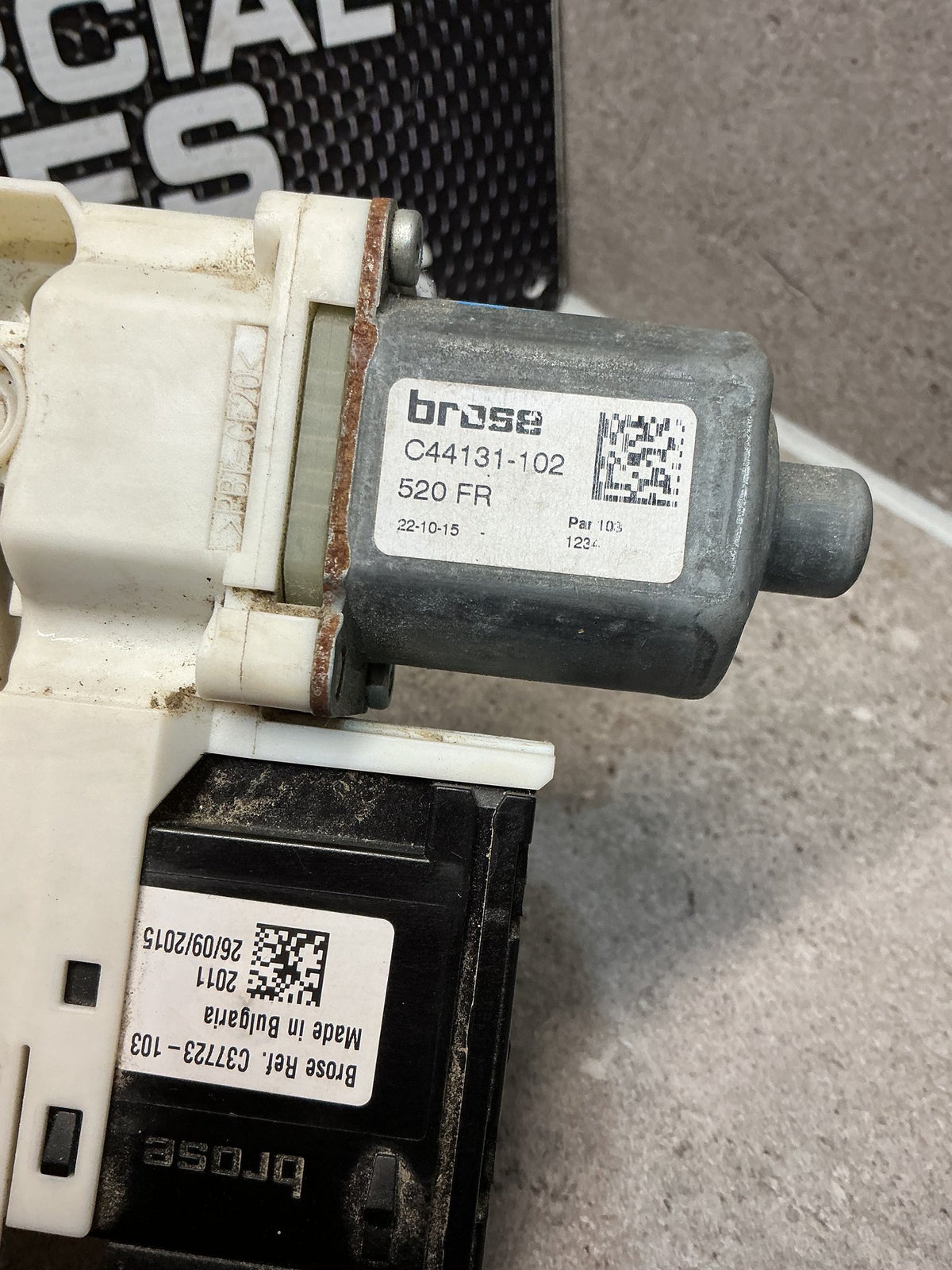 2016 Jeep Renegade B1- Right Front Window Reg Motor- (TAG12294) PN: C44131-102