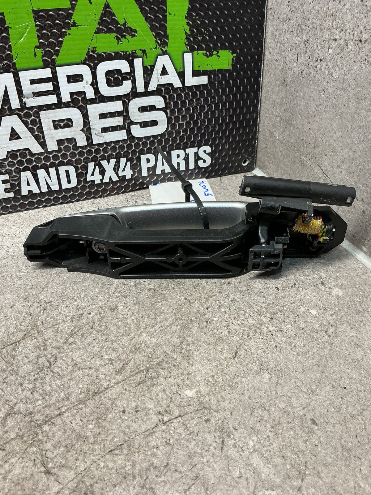 2015 Suzuki SX4 S-Cross 5W074- Right Rear Door Exterior Handle- (TAG14748)