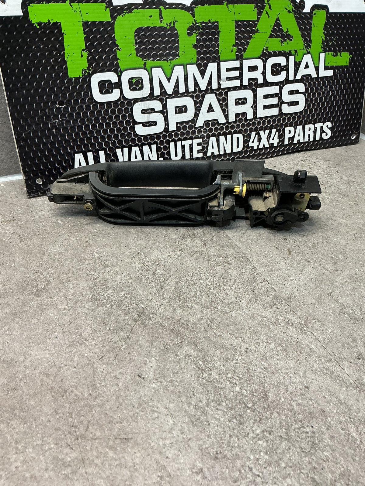 2005 Ford Escape EPFWF- Right Front Door Exterior Handle- (TAG12232)