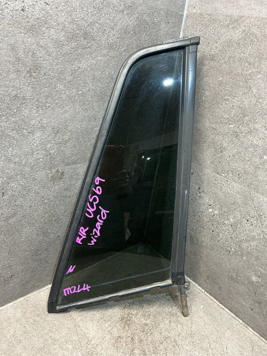 1993-1998 Isuzu Wizard UCS UCS69 - Right Rear Quarter Door Glass - (TAG18783)