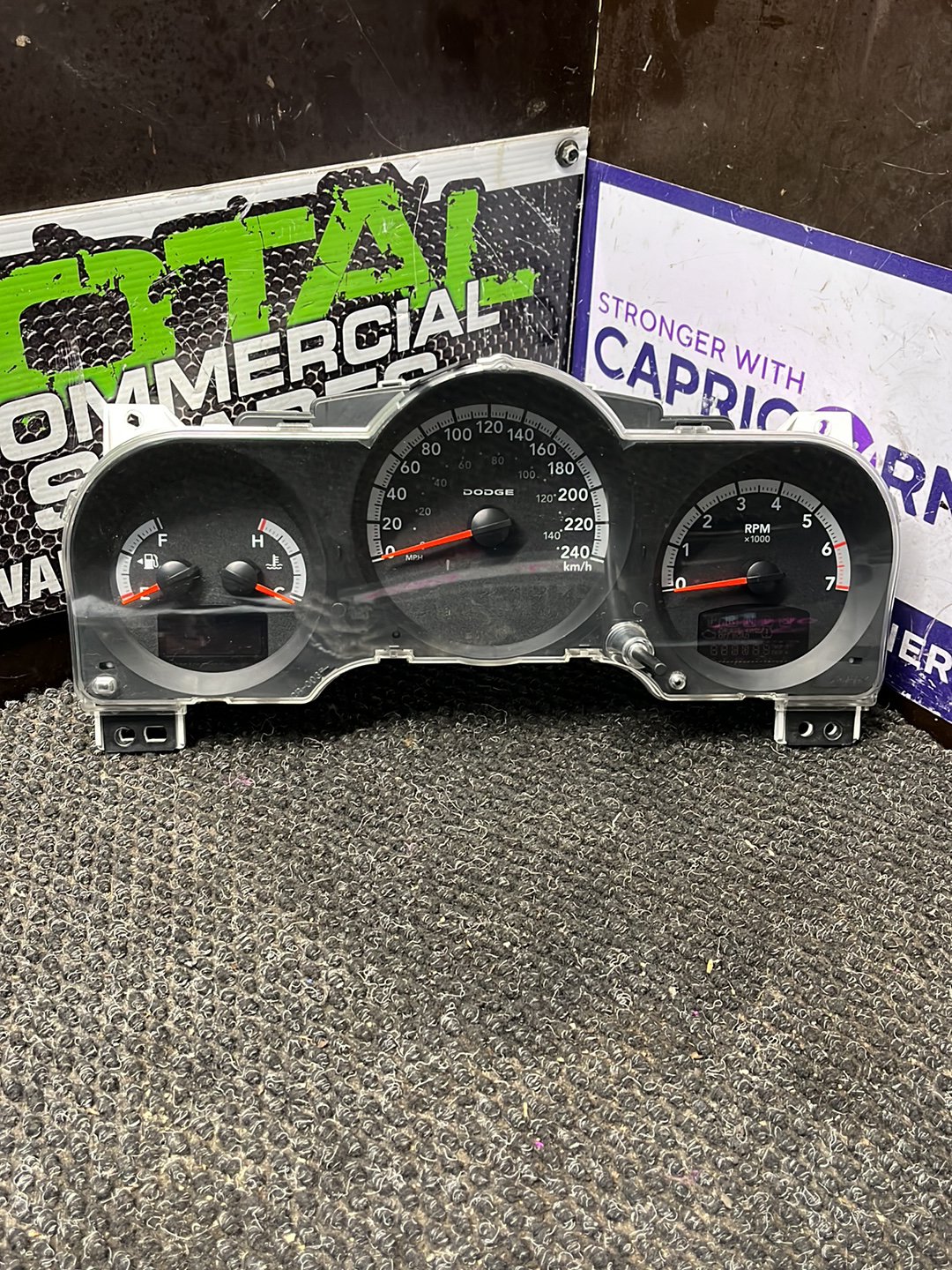 2006-2012 Dodge Nitro KA- Instrument Cluster- (TAG9393)