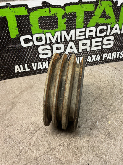 1995 Isuzu Bighorn UBS69GW- Crankshaft Pulley- (TAG16225)