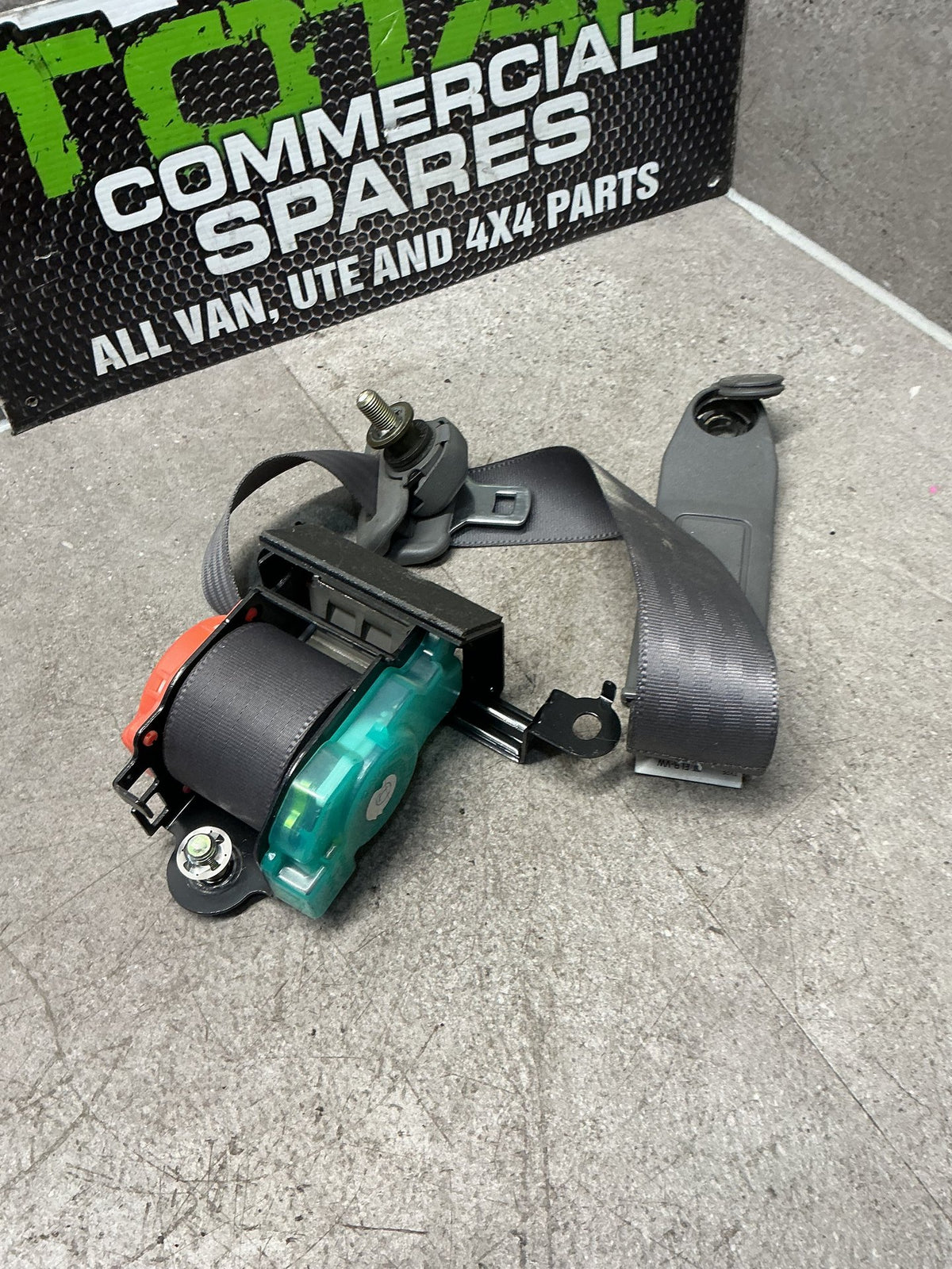 2004-2006 Mazda Bounty - Left Front Seat Belt - (TAG14384)