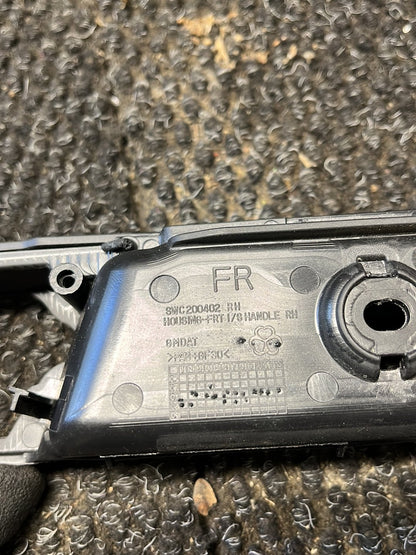 2012 Holden Captiva 7- Right Front Door Interior Handle- (TAG8940)