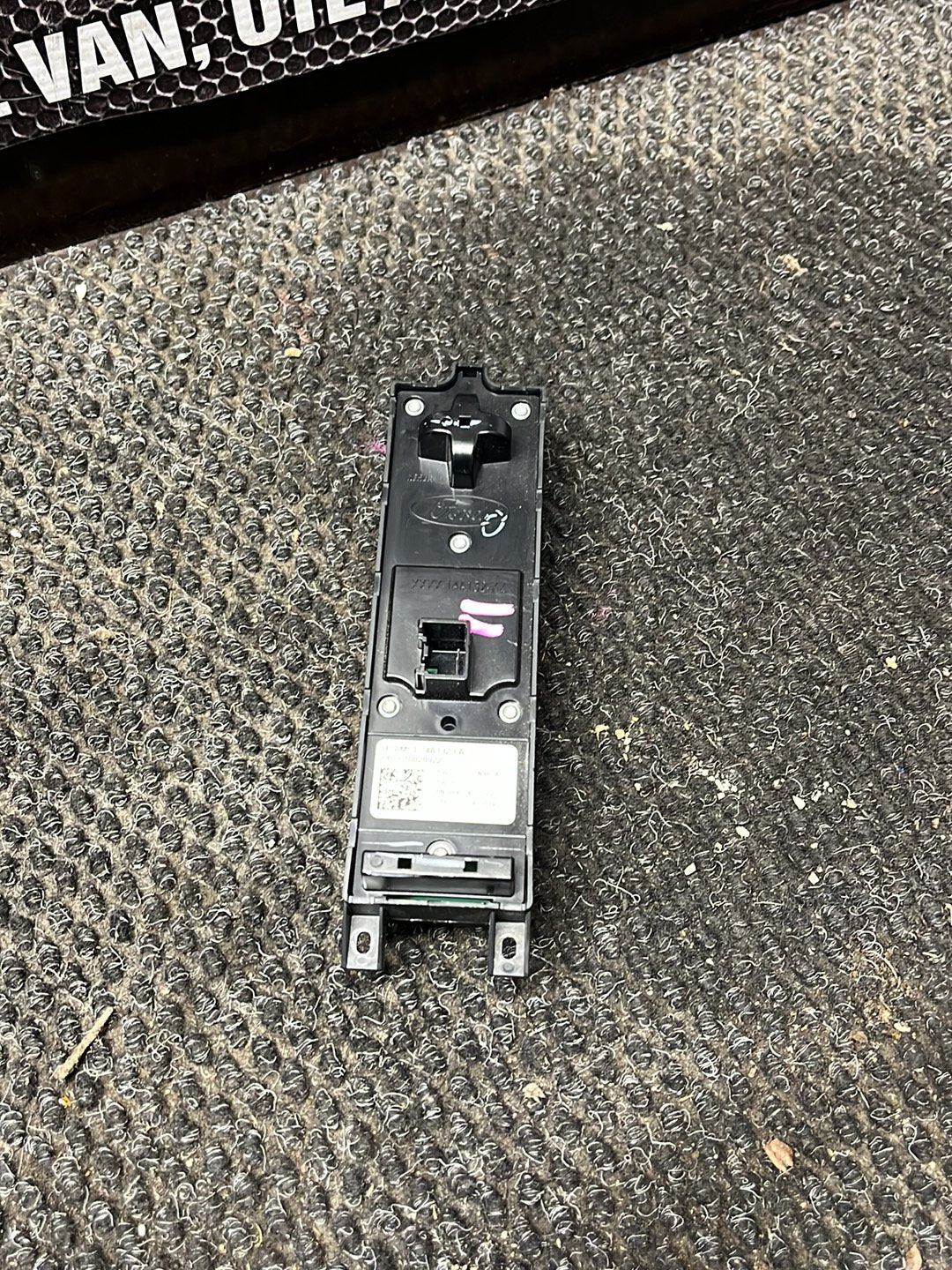 2013 Ford Kuga- Master Power Window Switch- (TAG9322)