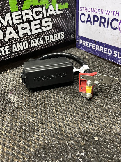 Toyota Hilux - Engine Bay Fuse Box - (TAG8802)