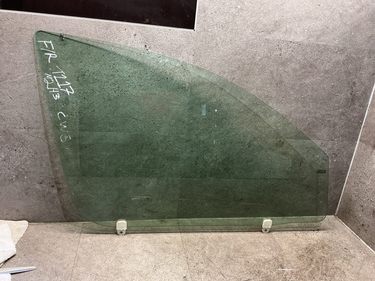 2005-2012 Mitsubishi Outlander CW*W CW5W - Right Front Door Glass - (TAG19006)
