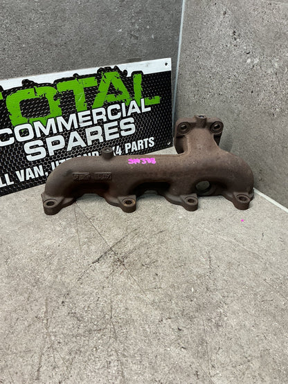 2006 Toyota Hilux- Exhaust Manifold- (TAG14083)