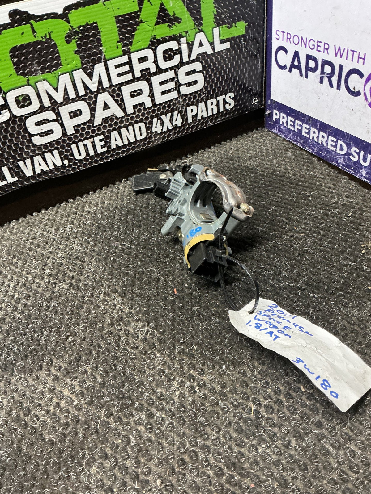 2001 Mazda Premacy 3W180- Ignition With Key- (TAG10845)