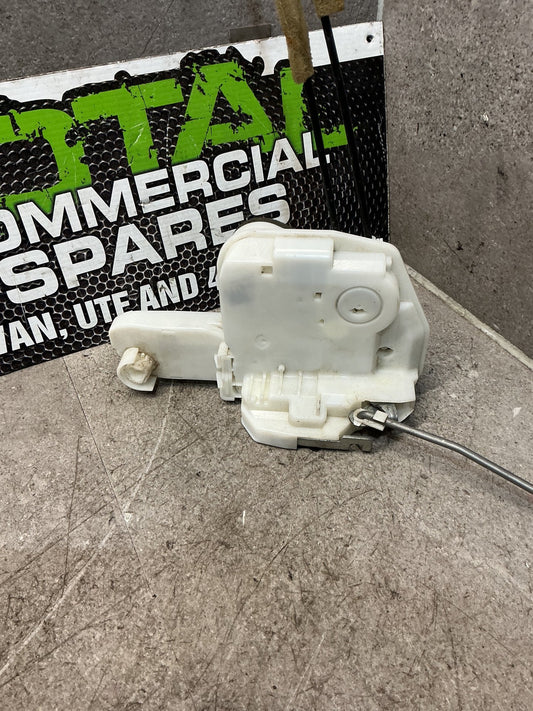 2021 Mitsubishi Outlander GF8- Right Front Door Lock Actuator- (TAG16897)
