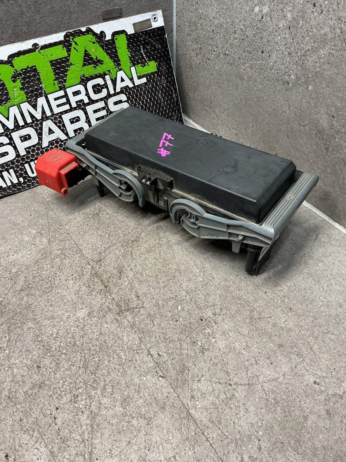 2015 Dodge Journey JC- Engine Fuse Box- (TAG14537) PN: 68170320AC