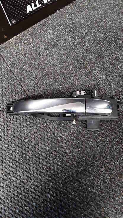2018 Ford Ranger XLT DOUBLE CAB- Left Front Door Exterior Handle- (TAG5269) PN: EB3B-22487