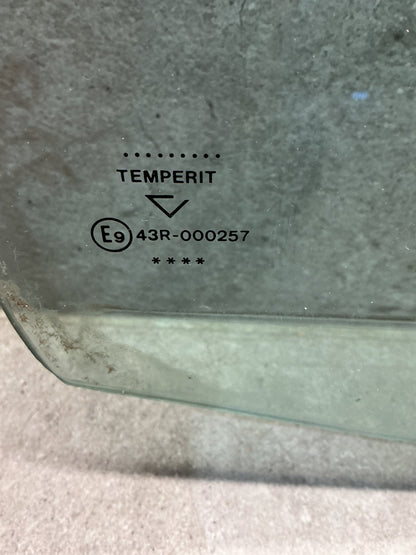 1993-2006 Nissan Terrano R20 - Right Front Door Glass - (TAG19146)