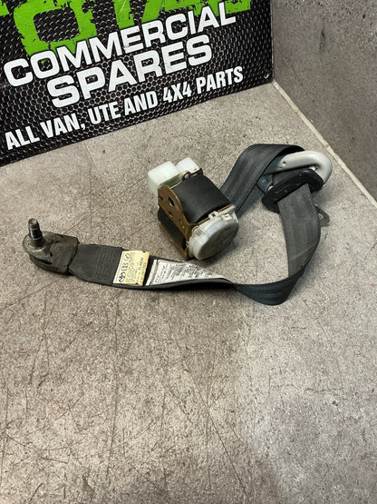 2004 Toyota Estima ACR30 - Left Rear Seat Belt - (TAG16132)