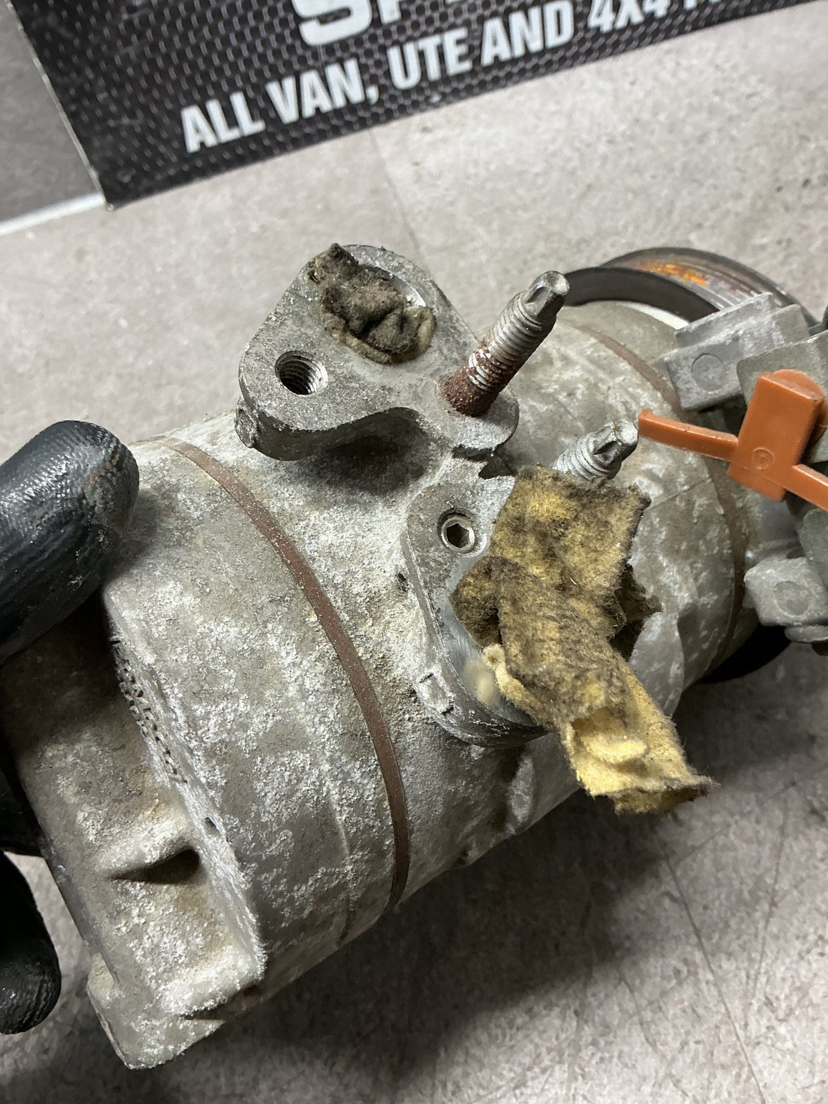 2013 Ford Territory- A/C Compressor- (TAG14940)