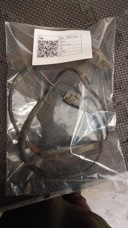 1996-2002 Toyota Land Cruiser J90 VZJ95- Right Front ABS Sensor- (TAG748)