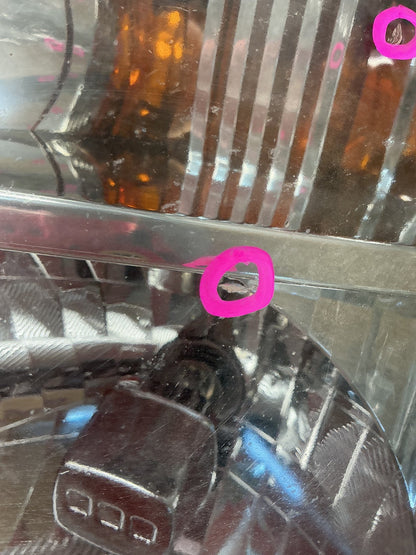 2005 Nissan Navara D40- Left Headlight- (TAG13439) PN: 100-16460