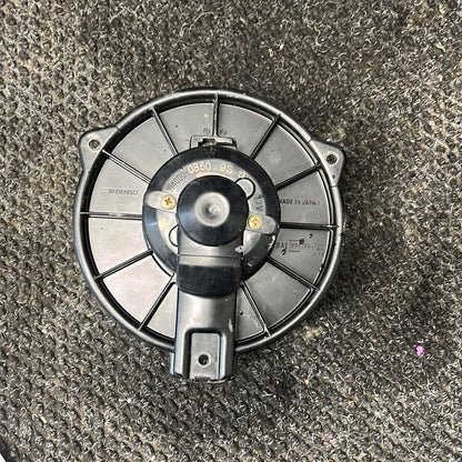 1994-1999 Toyota RAV4 A10 SXA11- Heater Fan Motor- (TAG7705)