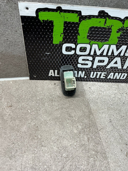 2005 Ford Escape EPFWF- Right Rear Window Switch- (TAG12214)