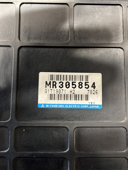 1994-1999 Mitsubishi Pajero II V2*C- ECU- (TAG9683)