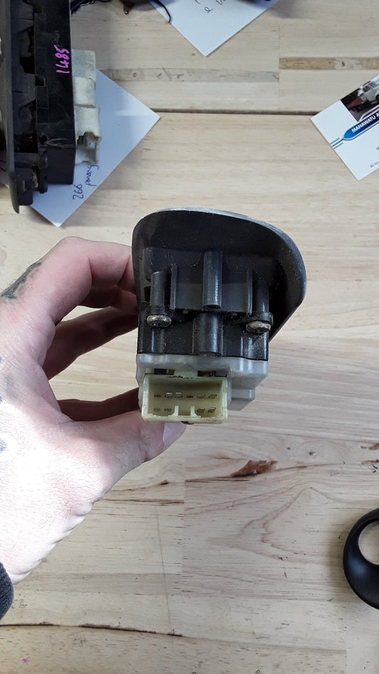 1993-2004 Toyota Hiace KZH100- Master Power Window Switch- (TAG1486)