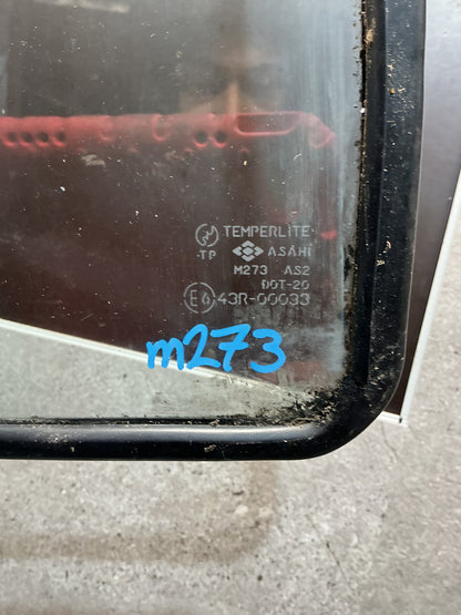 2000-2003 Mitsubishi Pajero V75 - Left Rear Quarter Door Glass - (TAG18672)