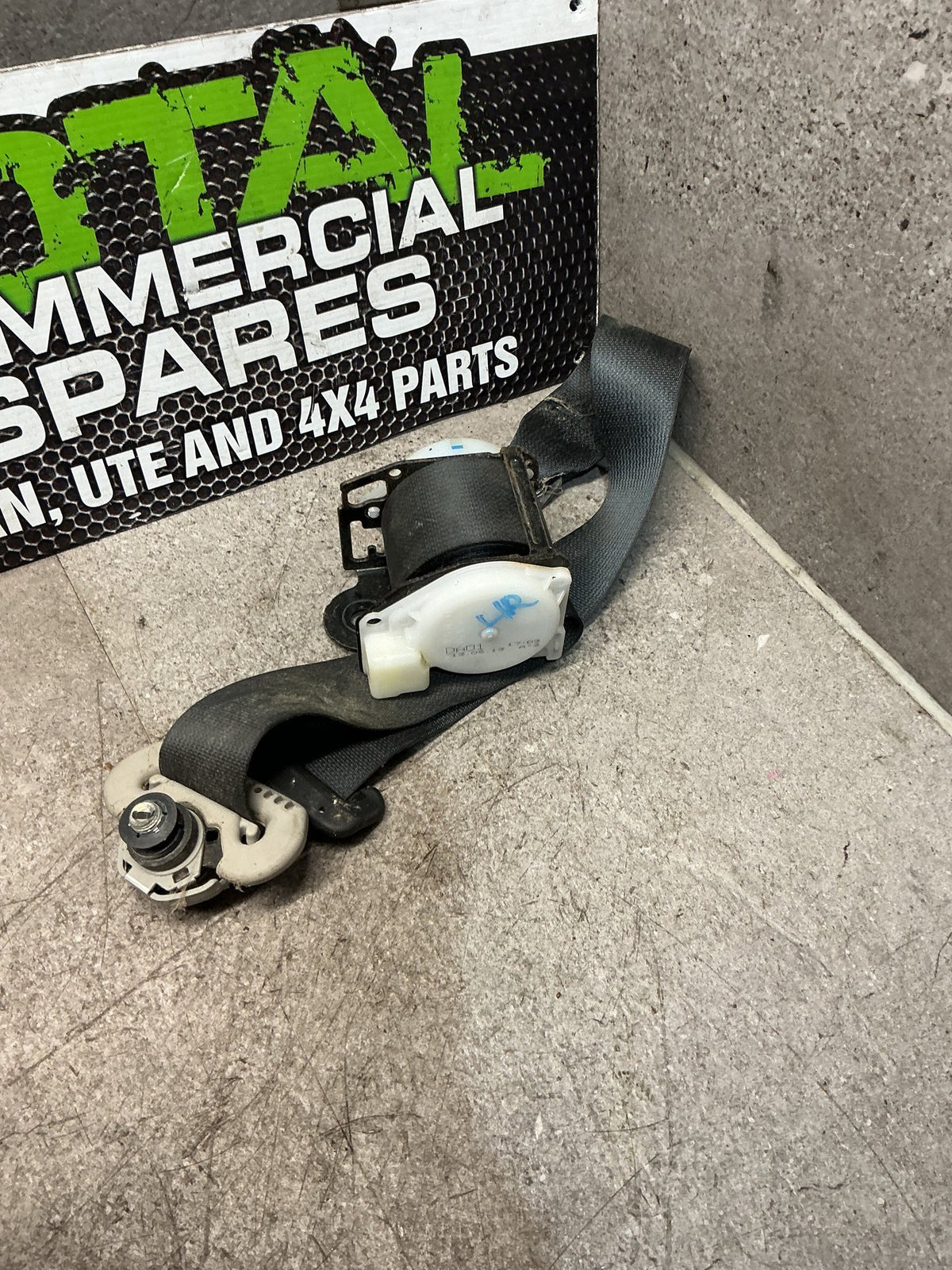2014 Suzuki Grand Vitara II JT- Left Rear Seat Belt- (TAG15915) PN: TK-AB2-EP542