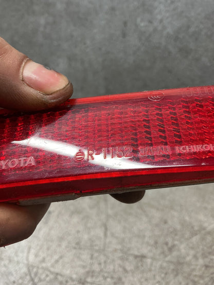 2008 Toyota Vanguard ACA33 - Left Rear Bumper Reflector - (TAG19269)