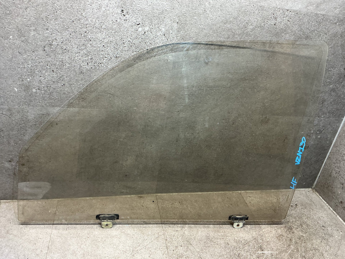 1995 Toyota Hilux Surf VZN130 - Left Front Door Glass - (TAG19039)