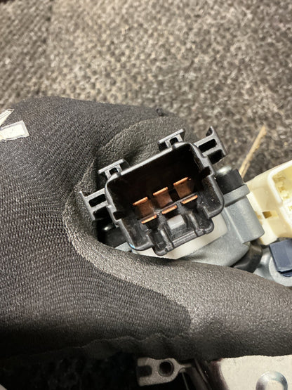 2006 Suzuki Swift 4W096- Ignition With Key- (TAG10858)