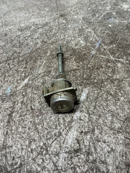 2006 Mitsubishi Outlander II CW*W CW5W - Right Front Door Lock Barrel - (TAG17923)