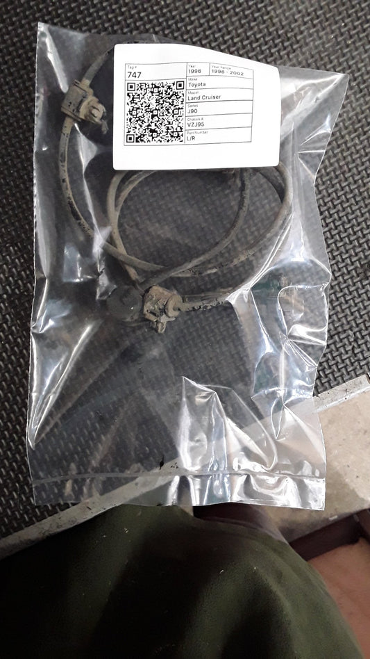 1996 Toyota Land Cruiser J90 VZJ95- Left Rear ABS Sensor- (TAG747) PN: LR