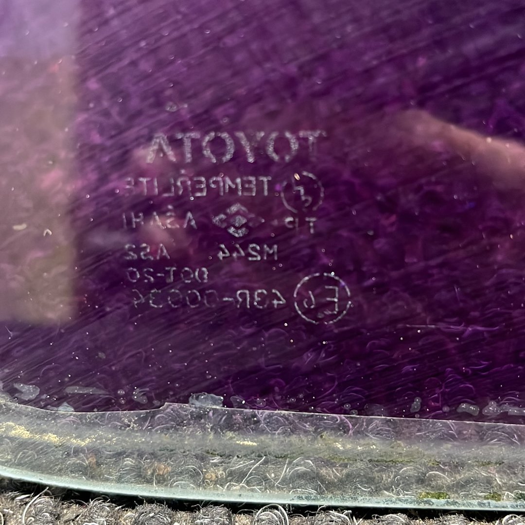 1991 Toyota Hiace IV H100 LH1- Right Rear Cargo Glass- (TAG7769) PN: M244