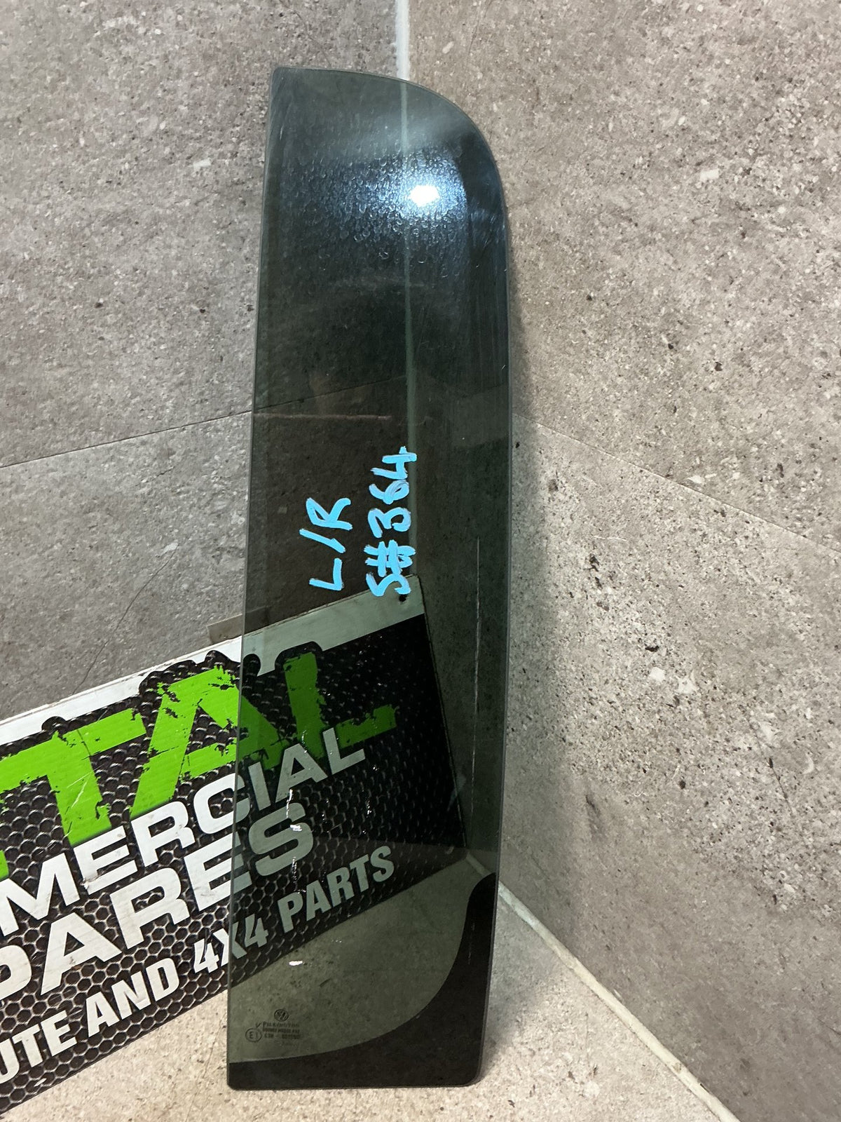 2014 Volkswagen Amarok- Left Rear Quarter Door Glass- (TAG16229) PN: M5532