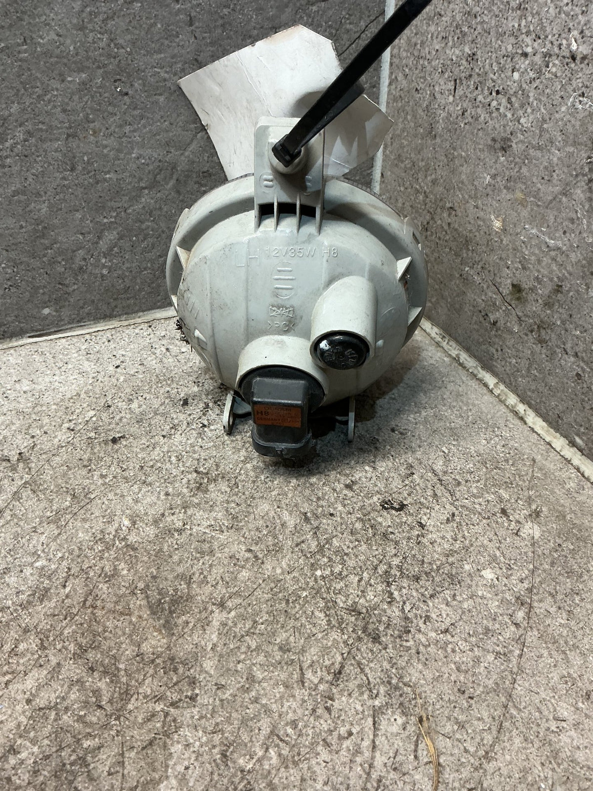 2008 Holden Captiva 7 - Left Spotlight - (TAG18214)