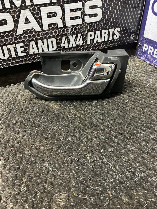2012-2013 Holden Colorado RG- Right Front Door Interior Handle- (TAG11311)