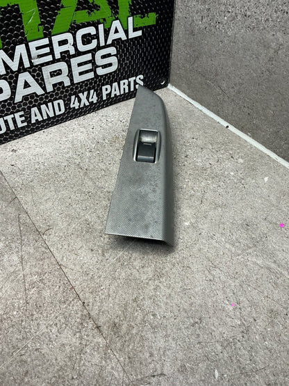 2005 Toyota Hilux VII N20- Left Rear Window Switch- (TAG13697)