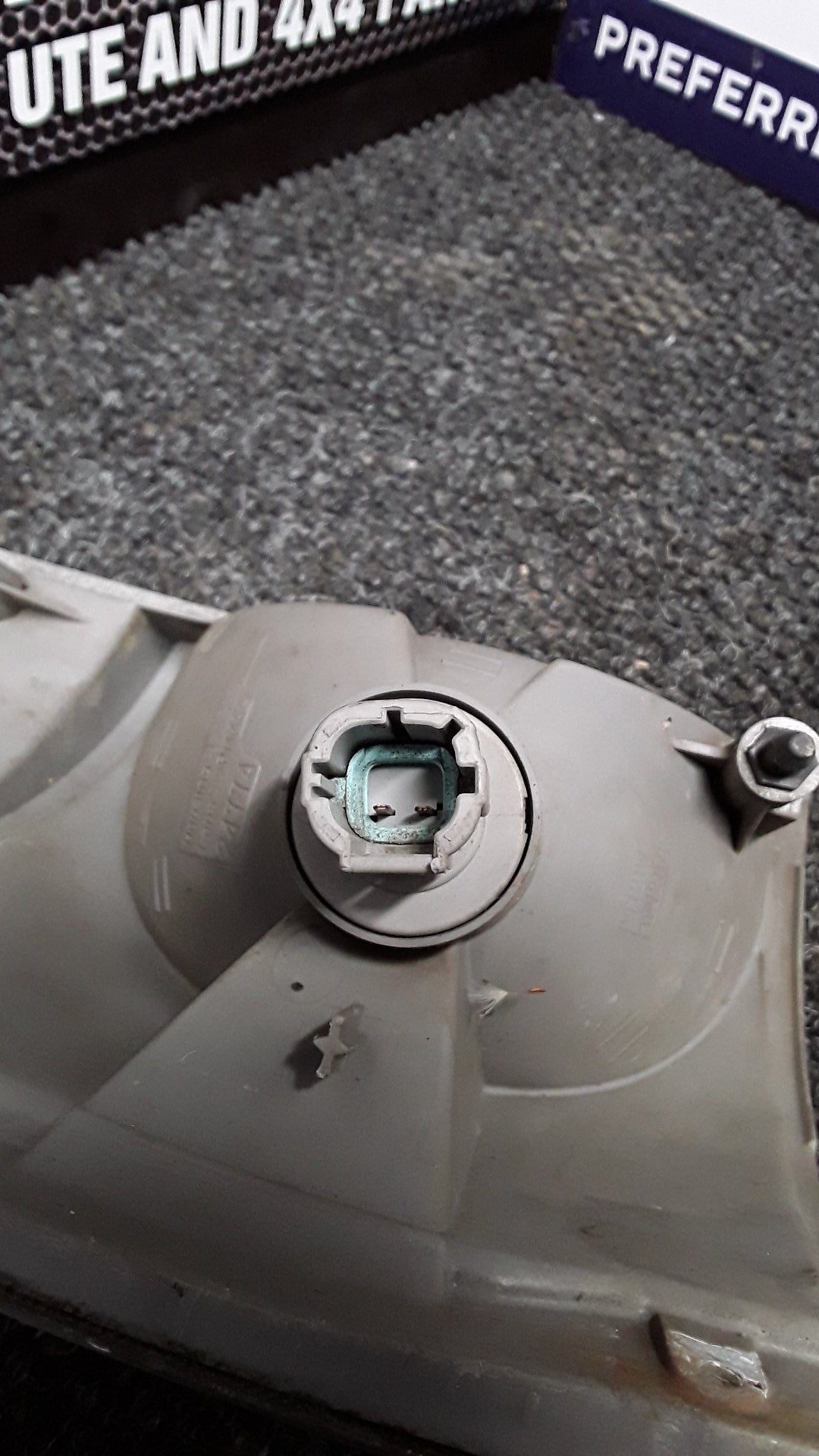 2001 Nissan Caravan E25 VWE25- Left Corner Light- (TAG5497)