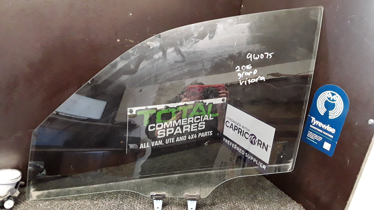 2016 Suzuki Grand Vitara JLXWA 2.4 5DR- Left Front Door Glass- (TAG6518)