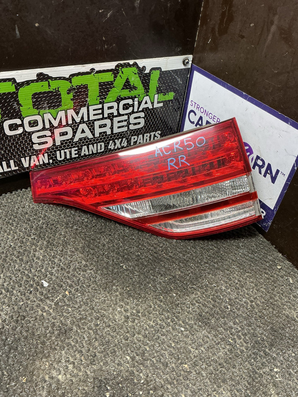 2006 Toyota Previa ACR50- Right Taillight- (TAG9869)