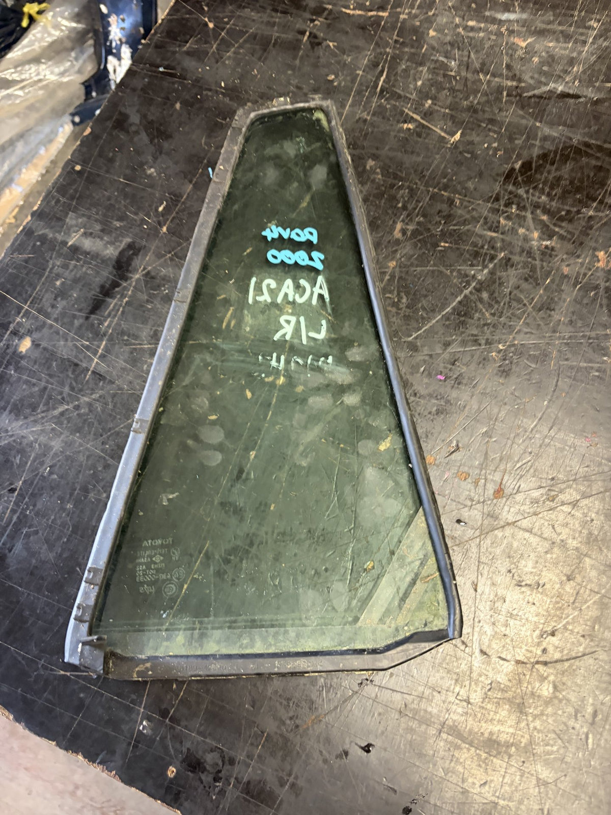 2000 Toyota RAV4 - Left Rear Quarter Door Glass - (TAG18581)