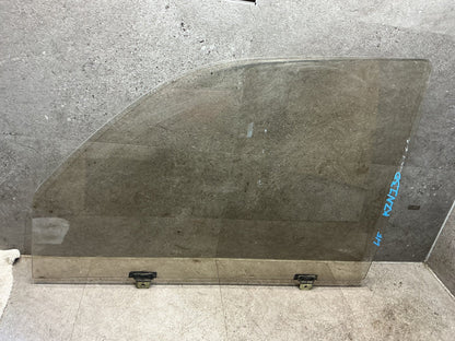 1995 Toyota Hilux Surf KZN130 - Left Front Door Glass - (TAG19040)
