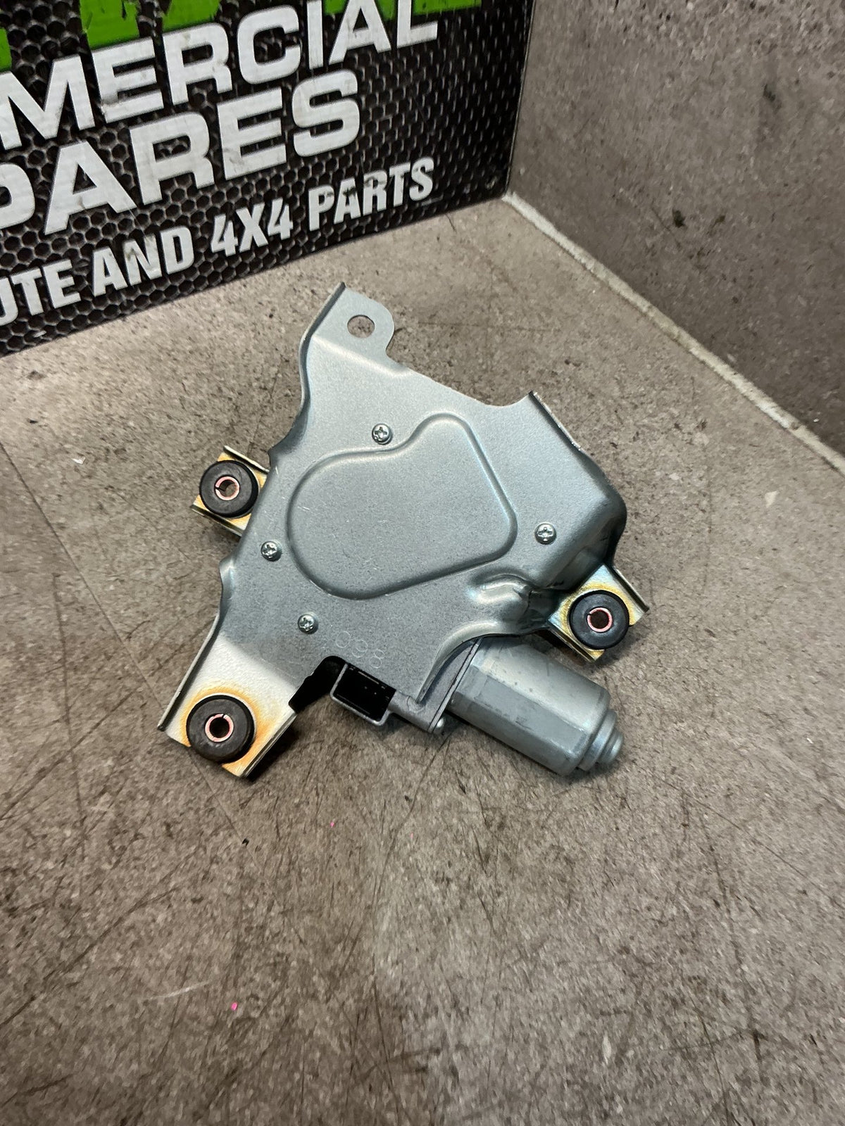 2022-2023 Suzuki S-Cross- Rear Wiper Motor- (TAG17271)