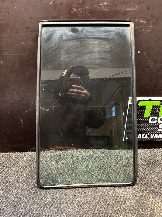 1995 Suzuki Escudo- Left Rear Quarter Door Glass- (TAG8983) PN: M213