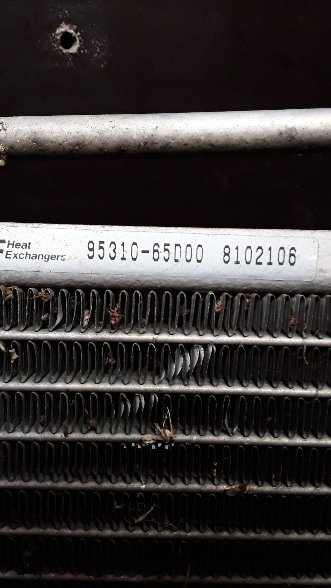 1998 Suzuki Grand Vitara- A/C Condenser- (TAG6196)