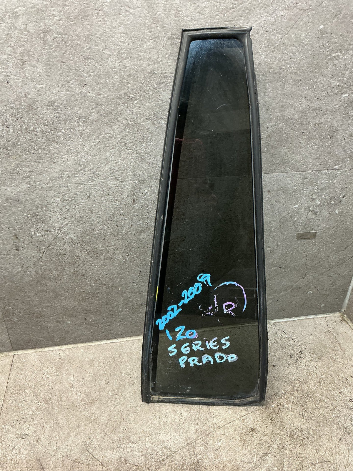 2002 - 2009Toyota Land Cruiser Prado 120 Series - Right Rear Quarter Door Glass - (TAG18614)