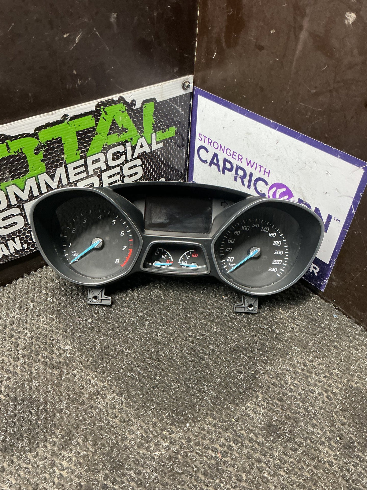 2013-2014 Ford Kuga II TF- Instrument Cluster- (TAG11021)